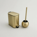 Kit Lixeira 6L com Pedal e Escova Sanitária em Inox Dourado Premium para Banheiro